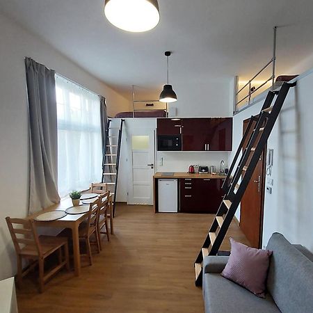 Old Town Stage Apartment One Krakow Bagian luar foto