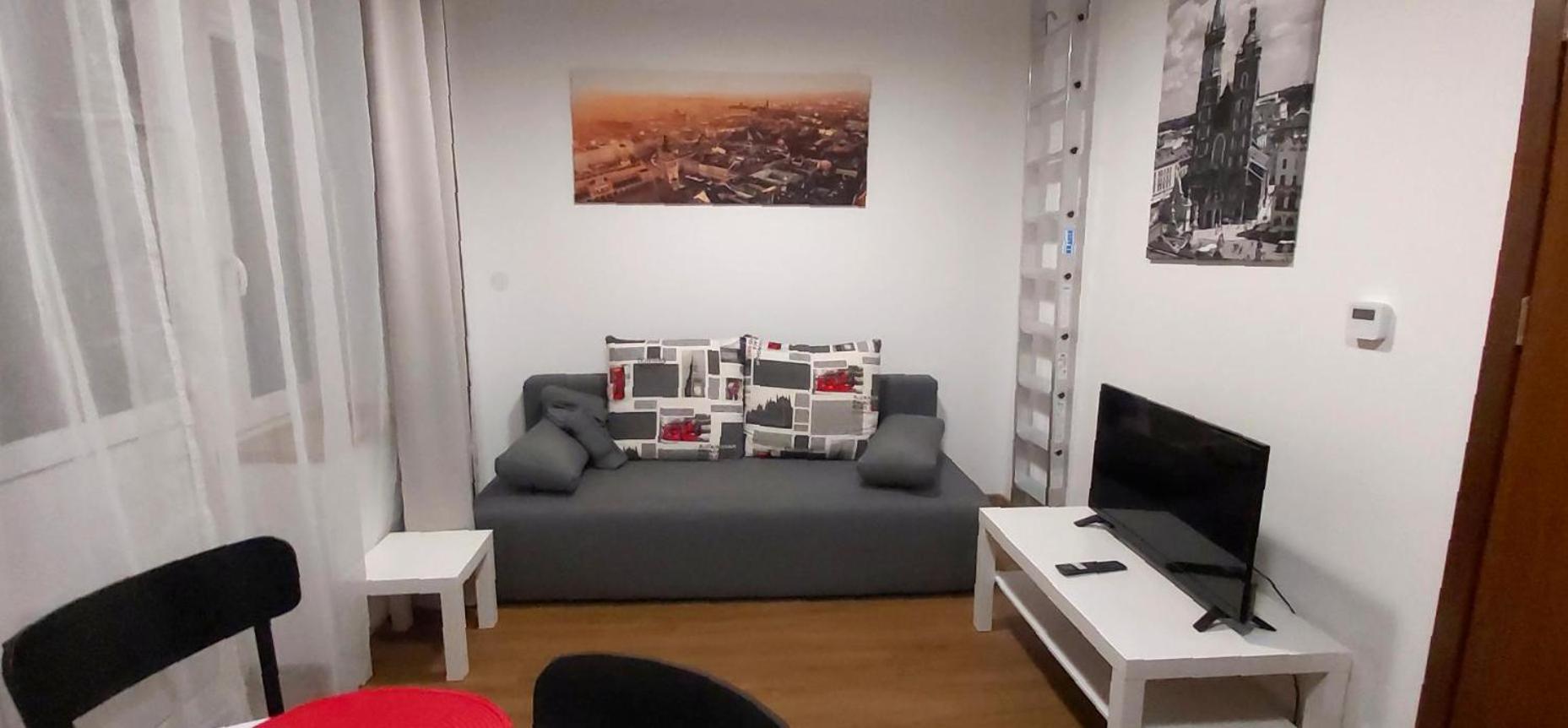 Old Town Stage Apartment One Krakow Bagian luar foto