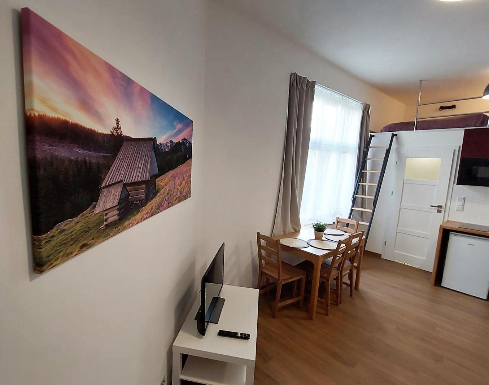 Old Town Stage Apartment One Krakow Bagian luar foto