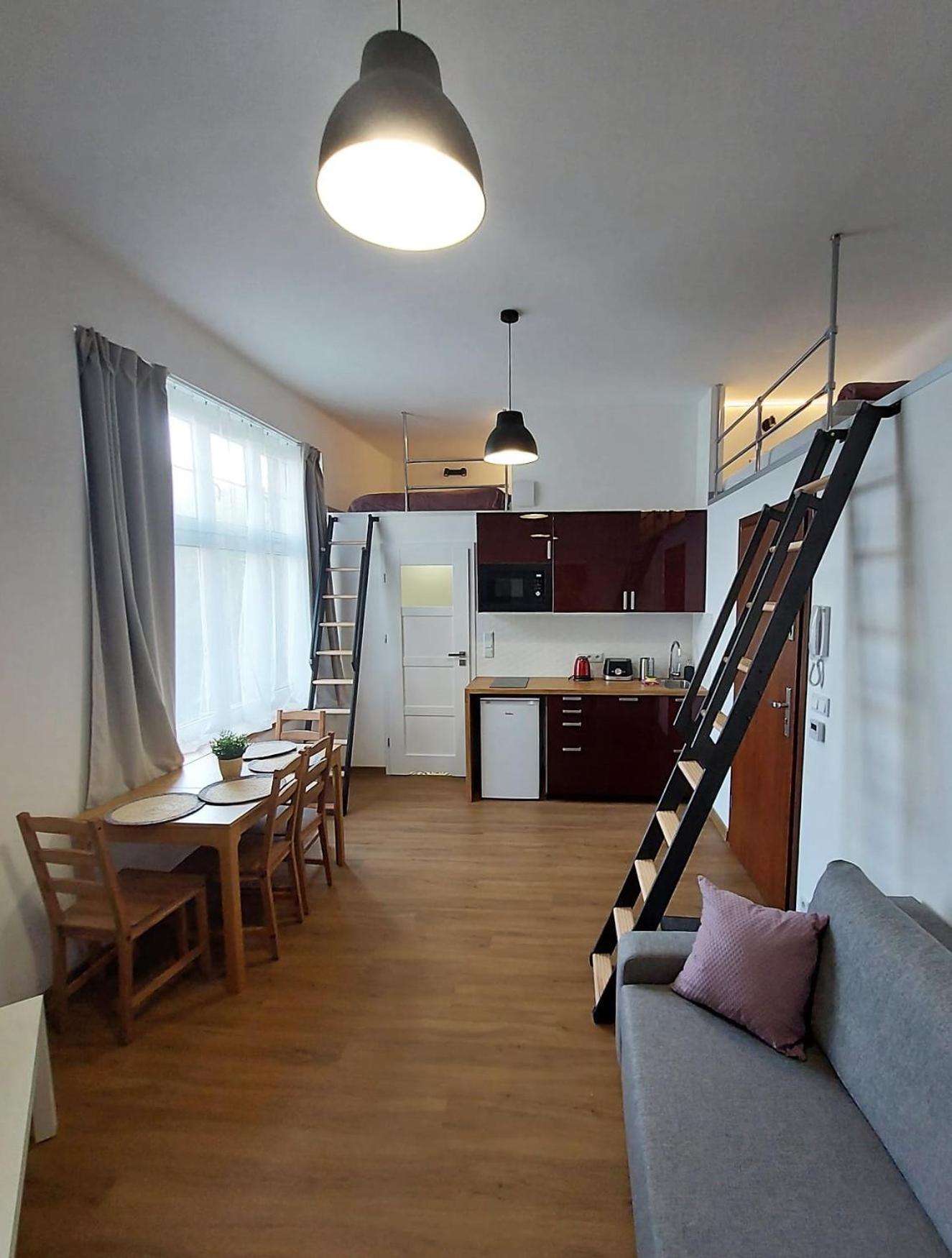 Old Town Stage Apartment One Krakow Bagian luar foto