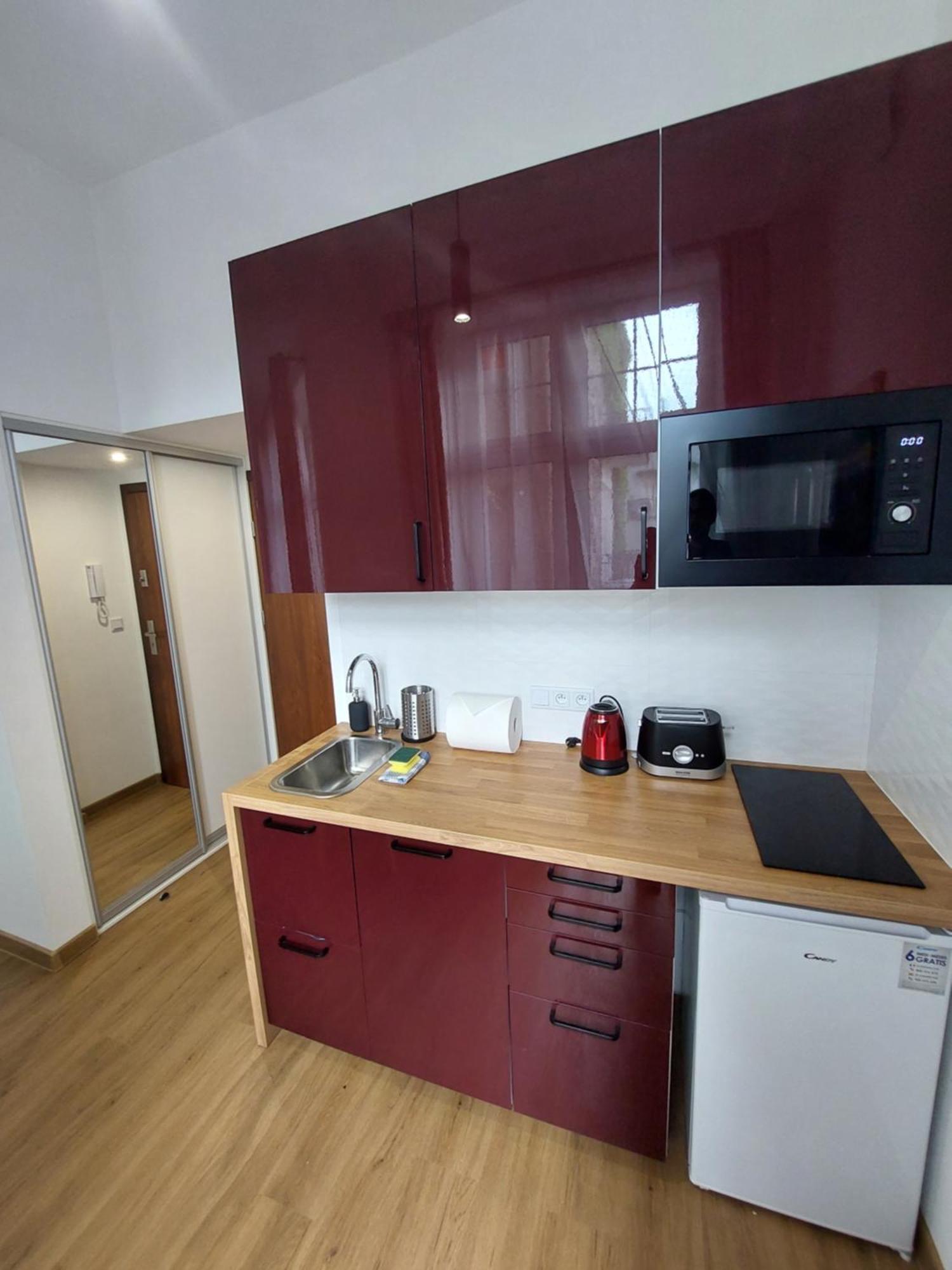 Old Town Stage Apartment One Krakow Bagian luar foto